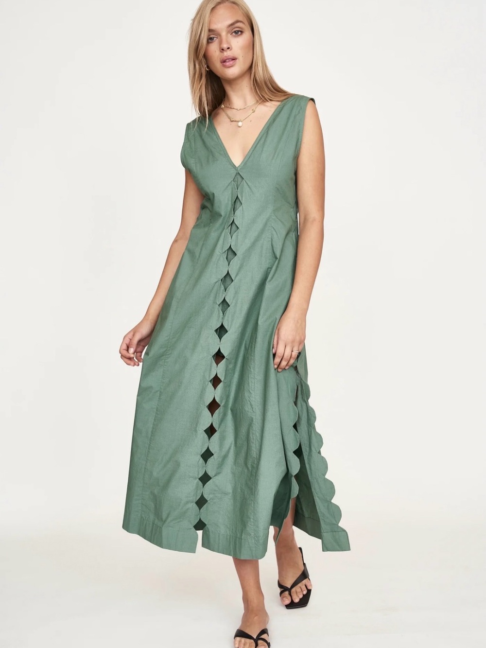 Mirth Barcelona dress